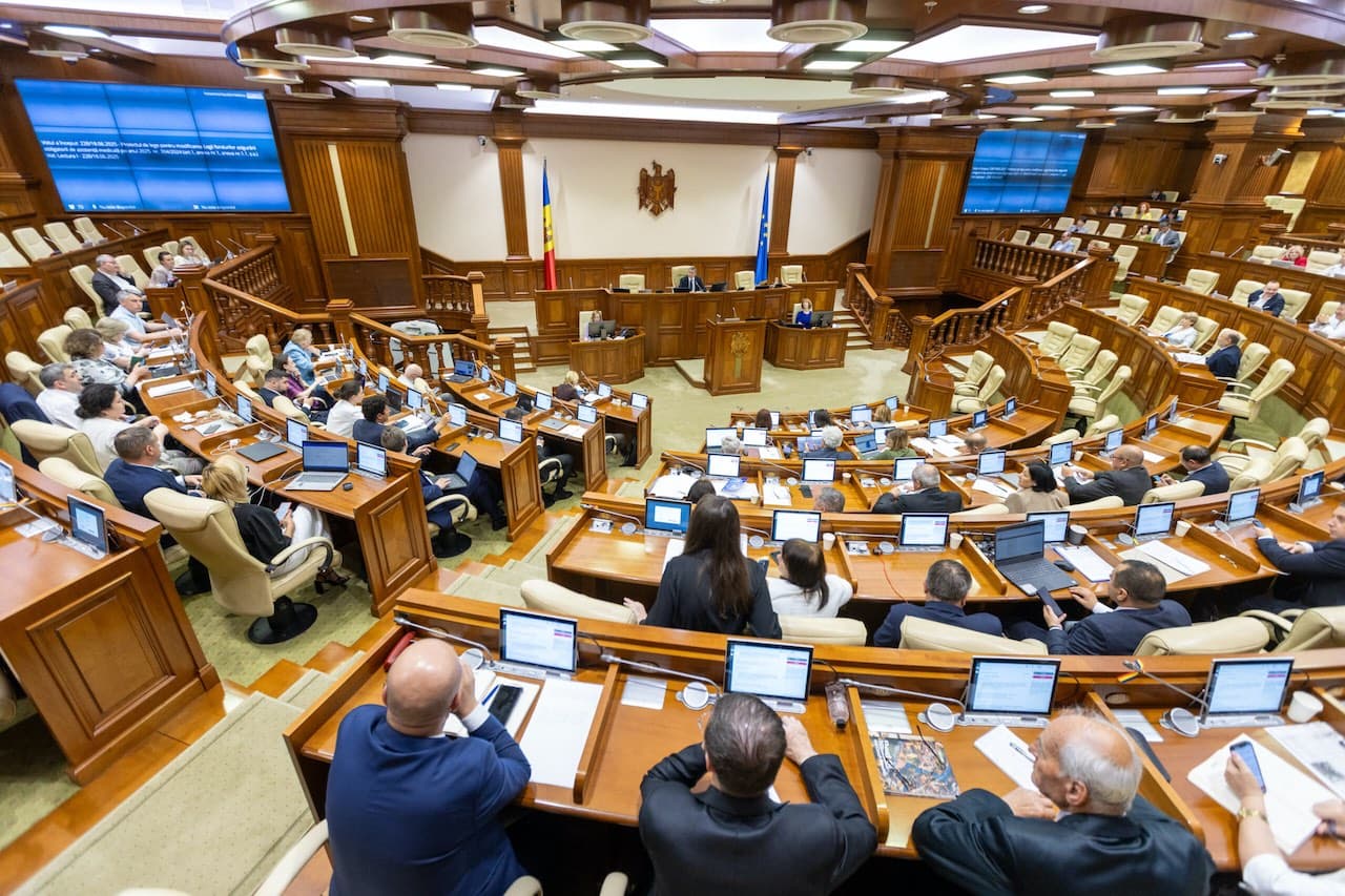 Ce urmează după alegerile parlamentare și care sunt etapele de constituire a noului Parlament