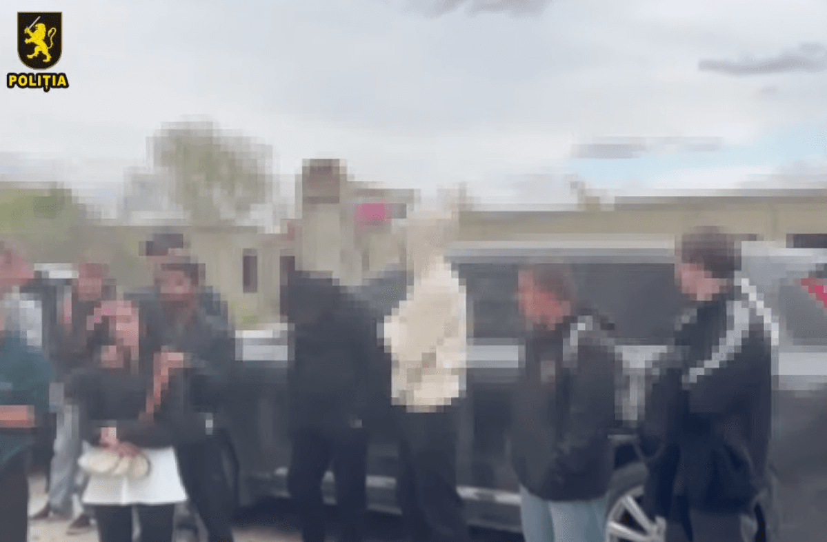 VIDEO/ Protestul organizat de blocul „Patriotic”: 31 de persoane, majoritatea fiind din regiunea transnistreană, au fost documentate de oamenii legii